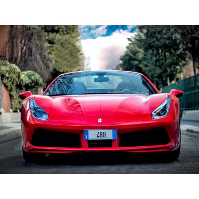 Smartbox Guida 1 supercar in Campania: 2 giri di pista su 4 circuiti a scelta Smartbox Guida 1 supercar in Campania: 2 giri di pista su 4 circuiti a scelta
