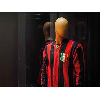 Smartbox Passione rossonera: 1 biglietto per il Museo Mondo Milan per 2 persone Smartbox Passione rossonera: 1 biglietto per il Museo Mondo Milan per 2 persone