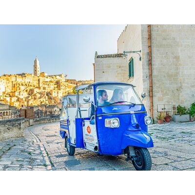 Smartbox Tra i Sassi di Matera in Ape Calessino: esclusivo tour guidato per 2 Smartbox Tra i Sassi di Matera in Ape Calessino: esclusivo tour guidato per 2