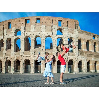 Smartbox Vacanze romane in famiglia: 1 notte con colazione per 2 adulti e 2 bambini Smartbox Vacanze romane in famiglia: 1 notte con colazione per 2 adulti e 2 bambini
