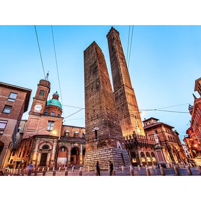 Smartbox Io e te a Bologna: 2 notti in hotel 4* con aperitivo e ingresso alle Due Torri Smartbox Io e te a Bologna: 2 notti in hotel 4* con aperitivo e ingresso alle Due Torri