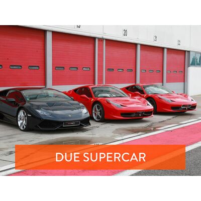 Smartbox Un sogno su pista: 2 giri alla guida di una Ferrari e di una Lamborghini con video Smartbox Un sogno su pista: 2 giri alla guida di una Ferrari e di una Lamborghini con video