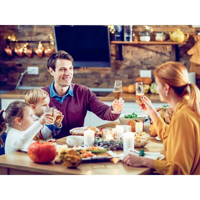 Smartbox Parentesi relax in famiglia: 1 notte con colazione e cena in confortevoli agriturismi Smartbox Parentesi relax in famiglia: 1 notte con colazione e cena in confortevoli agriturismi
