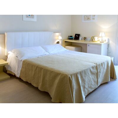 Smartbox Relax e gusto a Rimini: 1 notte in hotel 4* con accesso Spa e cena a lume di candela Smartbox Relax e gusto a Rimini: 1 notte in hotel 4* con accesso Spa e cena a lume di candela
