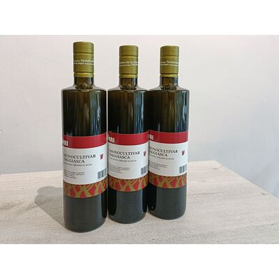 Smartbox L'oro verde in tavola: 3 bottiglie di olio d'oliva extravergine a domicilio Smartbox L'oro verde in tavola: 3 bottiglie di olio d'oliva extravergine a domicilio