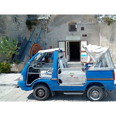 Smartbox In TukTuk per Matera: 1 tour della città con visita alla Casa Grotta e 1 notte in camera Smartbox In TukTuk per Matera: 1 tour della città con visita alla Casa Grotta e 1 notte in camera