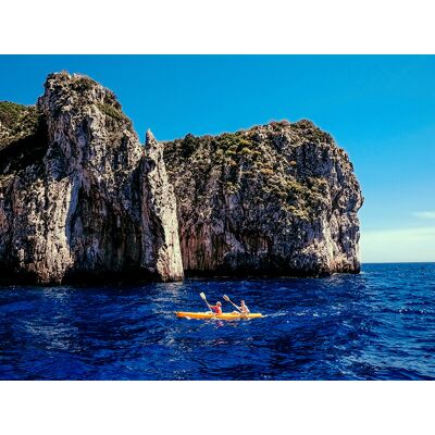 Smartbox Avventura in mare: escursione in kayak tra le acque di Capri per 2 persone Smartbox Avventura in mare: escursione in kayak tra le acque di Capri per 2 persone