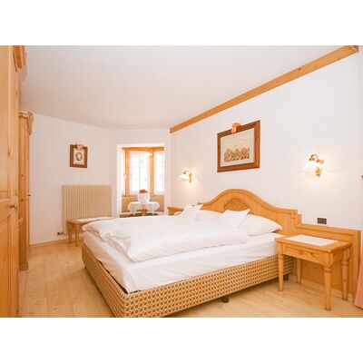 Smartbox Natura e relax sulle Dolomiti: 1 notte in camera doppia con colazione e accesso spa di 1h Smartbox Natura e relax sulle Dolomiti: 1 notte in camera doppia con colazione e accesso spa di 1h