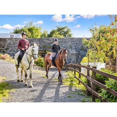 Smartbox Romantiche gite equestri in Italia Smartbox Romantiche gite equestri in Italia
