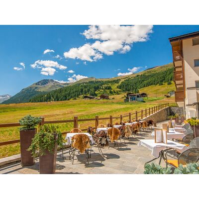 Smartbox Paradiso tra le Alpi: 1 notte in resort 4* con Spa a Livigno Smartbox Paradiso tra le Alpi: 1 notte in resort 4* con Spa a Livigno