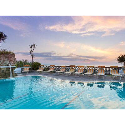 Smartbox 2 giorni da amare in Campania: 1 notte con accesso Spa per 2 Smartbox 2 giorni da amare in Campania: 1 notte con accesso Spa per 2