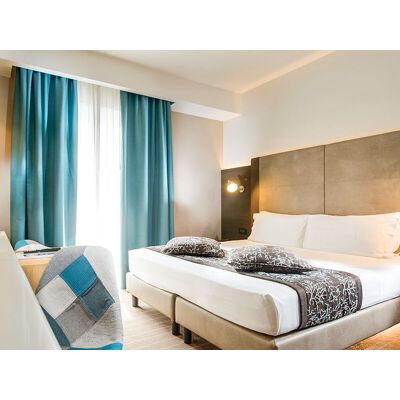 Smartbox Benessere a quattro stelle: 1 notte con massaggio in hotel 4* a Mestre Smartbox Benessere a quattro stelle: 1 notte con massaggio in hotel 4* a Mestre