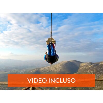 Smartbox Adrenalina sulla zipline più lunga al mondo: un emozionante volo per 2 con video ricordo Smartbox Adrenalina sulla zipline più lunga al mondo: un emozionante volo per 2 con video ricordo