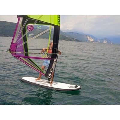 Smartbox 1 lezione di windsurf sul Lago Maggiore per te Smartbox 1 lezione di windsurf sul Lago Maggiore per te