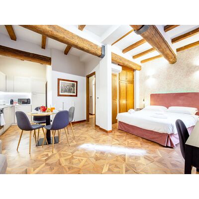 Smartbox Al cuore di Bologna: 1 notte in attico con terrazza in centro per 2 Smartbox Al cuore di Bologna: 1 notte in attico con terrazza in centro per 2