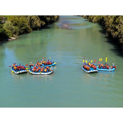 Smartbox Massimo divertimento per 2 con una discesa Rafting Extreme Fun in Valtellina Smartbox Massimo divertimento per 2 con una discesa Rafting Extreme Fun in Valtellina