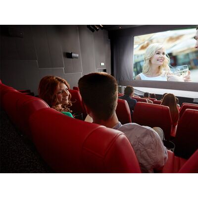 Smartbox Ciak si va al cinema: 2 biglietti per un cinema a scelta di Trento Smartbox Ciak si va al cinema: 2 biglietti per un cinema a scelta di Trento