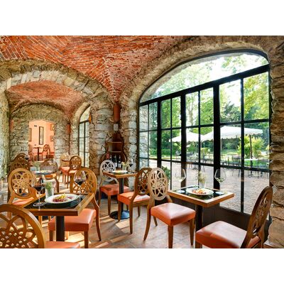 Smartbox Due cuori sul Lago Maggiore: 1 romantica notte con cena presso il Castello dal Pozzo Smartbox Due cuori sul Lago Maggiore: 1 romantica notte con cena presso il Castello dal Pozzo