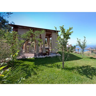 Smartbox Ingresso al parco termale Fonte delle Ninfe Nitrodi a Ischia con massaggio e terrazza privata per 2 Smartbox Ingresso al parco termale Fonte delle Ninfe Nitrodi a Ischia con massaggio e terrazza privata per 2