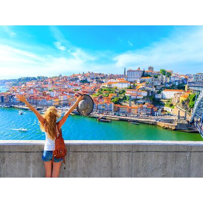 Smartbox Arte e cultura a Porto con 2 notti e tour della città Smartbox Arte e cultura a Porto con 2 notti e tour della città