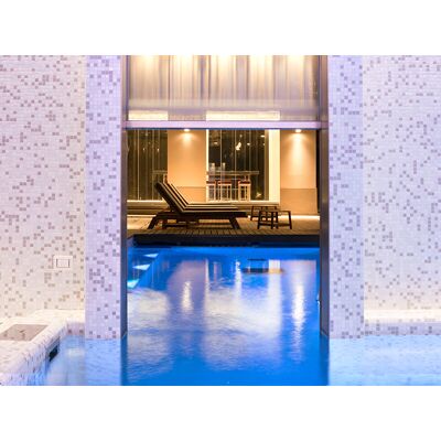 Smartbox Palazzo Castri: percorso benessere e aperitivo chic nel cuore di Firenze Smartbox Palazzo Castri: percorso benessere e aperitivo chic nel cuore di Firenze