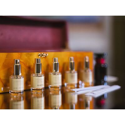 Smartbox Originale percorso olfattivo con profumo artigianale personalizzato Smartbox Originale percorso olfattivo con profumo artigianale personalizzato