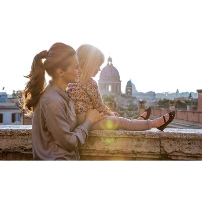 Smartbox Festa della Mamma all'insegna del viaggio: 2 magiche notti con cena in Europa Smartbox Festa della Mamma all'insegna del viaggio: 2 magiche notti con cena in Europa