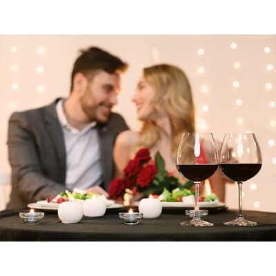 Smartbox Una fiaba per i novelli sposi: 1 notte con parentesi gourmet in eleganti hotel 4* Smartbox Una fiaba per i novelli sposi: 1 notte con parentesi gourmet in eleganti hotel 4*