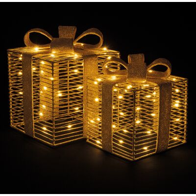 Galileo <p>Set 2 scatole regalo luminose a batteria, fiocco in tessuto dorato, Santa's House</p> Galileo <p>Set 2 scatole regalo luminose a batteria, fiocco in tessuto dorato, Santa's House</p>