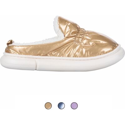Galileo <p>Pantofole donna, tomaia lucida, imbottitura interna in sherpa, LeFlaf</p> Galileo <p>Pantofole donna, tomaia lucida, imbottitura interna in sherpa, LeFlaf</p>