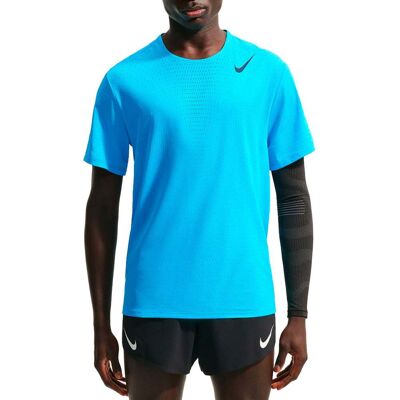 Running - T-shirt ultraleggero e traspirante - M Nike Dri-Fit ADV Aeroswift SS Top Lt Current Blue Black in Pelle - Taglia XL Running - T-shirt ultraleggero e traspirante - M Nike Dri-Fit ADV Aeroswift SS Top Lt Current Blue Black in Pelle - Taglia XL