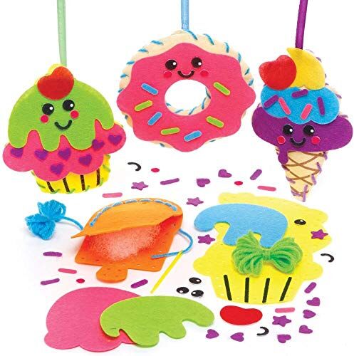 Baker Ross Kit da Cucito Decorazione di Dolcetti Confezione da 4, Set da cucito per bambini, Attività creative per bambini, Progetto ideale di arti e mestieri