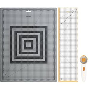 Fiskars Set da Cucito, Taglierino a Rotella Ø 45 mm, Tappetino da Taglio A2 Antigraffio (45 x 60 cm / 18 x 24"), Righello per Patchwork (15 x 60 cm), 3 Pezzi, Fiskars Set da Cucito, Taglierino a Rotella Ø 45 mm, Tappetino da Taglio A2 Antigraffio (45 x 60 cm / 18 x 24"), Righello per Patchwork (15 x 60 cm), 3 Pezzi,