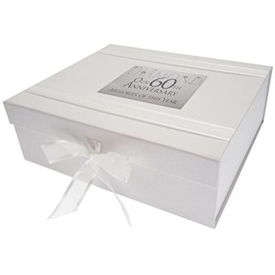 WHITE COTTON CARDS Memories of This Year, Grande Scatola dei ricordi, Glitter e Parole, Legno, Bianco, 27.2x32x11 cm WHITE COTTON CARDS Memories of This Year, Grande Scatola dei ricordi, Glitter e Parole, Legno, Bianco, 27.2x32x11 cm
