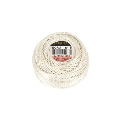 DMC Filato di cotone perlato medio N5 Pel. 10 g. Col. Ecru DMC Filato di cotone perlato medio N5 Pel. 10 g. Col. Ecru
