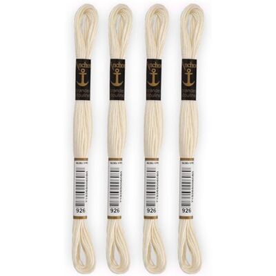 Anchor Set di 4 matasse in cotone mulinato 8 m 100% cotone Ecru 00926 Anchor Set di 4 matasse in cotone mulinato 8 m 100% cotone Ecru 00926