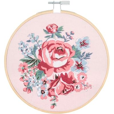 Trimits Kit per ricamo con telaio Motivo a rosa su tessuto di cotone prestampato (25 x 25 cm) con retro in feltro, filo, ago e istruzioni Utilizza un mix di punti di ricamo comuni. Trimits Kit per ricamo con telaio Motivo a rosa su tessuto di cotone prestampato (25 x 25 cm) con retro in feltro, filo, ago e istruzioni Utilizza un mix di punti di ricamo comuni.