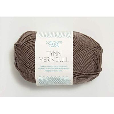 Sandnes Garn Tynn Merino ull col.3161 Marrone medio, circa 175 m, 50 g Sandnes Garn Tynn Merino ull col.3161 Marrone medio, circa 175 m, 50 g