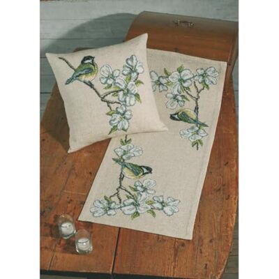 Kit Ricamo Permin - Fiori di mele - 40x40 cm - Punto croce Kit Ricamo Permin - Fiori di mele - 40x40 cm - Punto croce