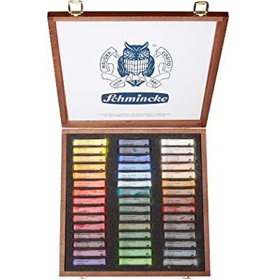 Schmincke Pastelli, 45 colori, multiuso, 77 245 097, confezione di legno con 45 pastelli fatti a mano, brillanti, satinati-opachi, colori altamente resistenti alla luce Schmincke Pastelli, 45 colori, multiuso, 77 245 097, confezione di legno con 45 pastelli fatti a mano, brillanti, satinati-opachi, colori altamente resistenti alla luce