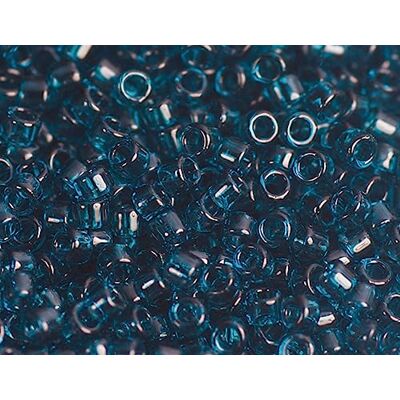 TOHO Perline giapponesi cilindro Treasure trasparente turchese 1,8mm.11/0 100gr. TOHO Perline giapponesi cilindro Treasure trasparente turchese 1,8mm.11/0 100gr.