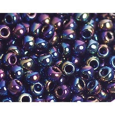 TOHO Perline giapponesi rocciose metalliche verde multicolore 2,2 mm.11/0 100 gr. TOHO Perline giapponesi rocciose metalliche verde multicolore 2,2 mm.11/0 100 gr.