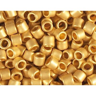 TOHO Perline giapponesi cilindro Treasure autentico oro opaco 3,3 mm.8/0 100 gr. TOHO Perline giapponesi cilindro Treasure autentico oro opaco 3,3 mm.8/0 100 gr.