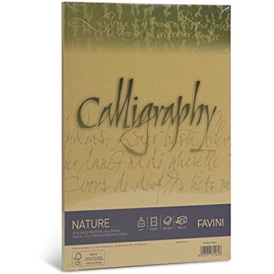 Favini A69N534 Calligraphy Nature colore Oliva 120 gr/m2 formato A4 21x29,7 cm 50 fogli ideali per Inviti Partecipazioni Diplomi Menù Made in Italy Favini A69N534 Calligraphy Nature colore Oliva 120 gr/m2 formato A4 21x29,7 cm 50 fogli ideali per Inviti Partecipazioni Diplomi Menù Made in Italy