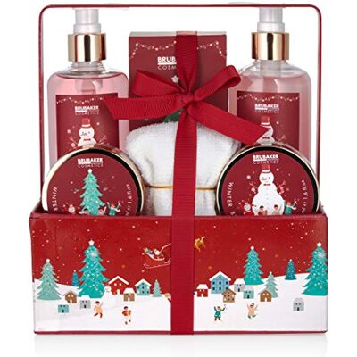 Brubaker Cosmetics Set Bagno e Doccia Winter Berries Fragrance Set Regalo in 7 Pezzi in Una Scatola di Piante Natalizie Con Asciugamano Christmas Set Natalizio per Donne e Uomini Brubaker Cosmetics Set Bagno e Doccia Winter Berries Fragrance Set Regalo in 7 Pezzi in Una Scatola di Piante Natalizie Con Asciugamano Christmas Set Natalizio per Donne e Uomini