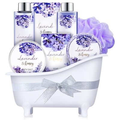 BODY & EARTH Set Regalo da Donna al Profumo di Lavanda 8 Pezzi Regali di Compleanno per Donne, Set da bagno Ideali da Regalare alla Mamma o alla Moglie, Regali di Natale per Lei BODY & EARTH Set Regalo da Donna al Profumo di Lavanda 8 Pezzi Regali di Compleanno per Donne, Set da bagno Ideali da Regalare alla Mamma o alla Moglie, Regali di Natale per Lei