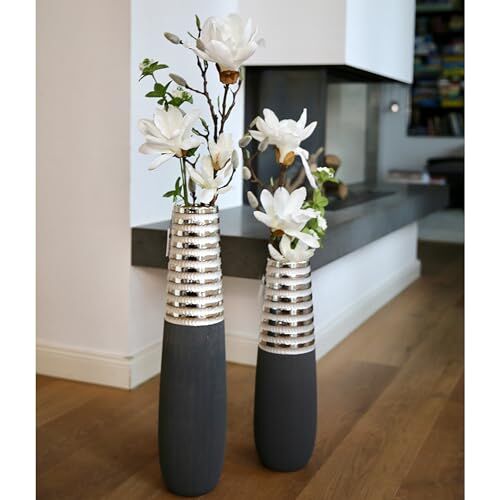 Gilde Vaso decorativo da pavimento Newtown – Vaso in ceramica – grigio opaco – argento lucido – altezza 50 cm – larghezza 15 cm