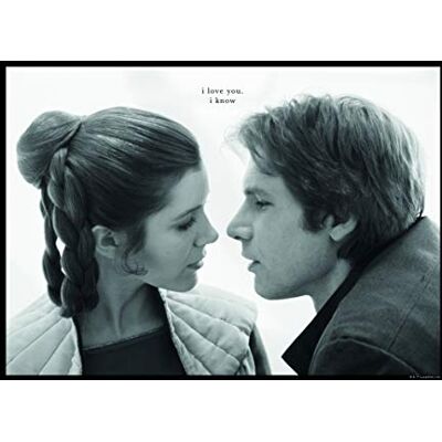 Komar Star Wars Classic Leia Han Love Decorazione da parete per cameretta dei bambini senza cornice WB124 – 40 x 30 cm Dimensioni: 40 x 30 cm (larghezza x altezza), multicolore Komar Star Wars Classic Leia Han Love Decorazione da parete per cameretta dei bambini senza cornice WB124 – 40 x 30 cm Dimensioni: 40 x 30 cm (larghezza x altezza), multicolore