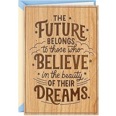 Hallmark Signature Wood Biglietto di laurea in legno (Beauty of Dreams) Hallmark Signature Wood Biglietto di laurea in legno (Beauty of Dreams)