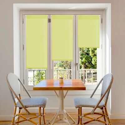 Blindecor Aure Tenda a rullo traslucida tinta unita senza perforazione Verde pistacchio, 67 x 180 cm (Larghezza x Altezza) Dimensioni del tessuto 64 x 175 cm Tende per interni senza attrezzi Blindecor Aure Tenda a rullo traslucida tinta unita senza perforazione Verde pistacchio, 67 x 180 cm (Larghezza x Altezza) Dimensioni del tessuto 64 x 175 cm Tende per interni senza attrezzi